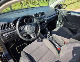 Volkswagen Golf 1.4 16V 59KW/80 koní R.V.03/2010 - 18