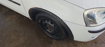 Opel Corsa C 2003 - 18