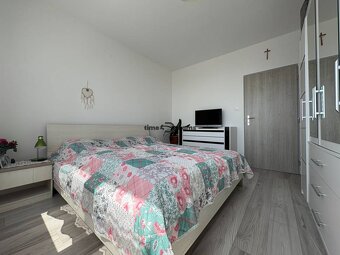 Na predaj: 3 izb.byt + 2x BALKON + ŠPAJZA + PIVNICA - 18