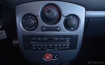 Renault Clio RS 2.0i 16V - 18