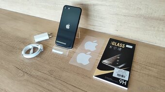 Apple iPhone SE 2020 - super stav + DARČEK - 18