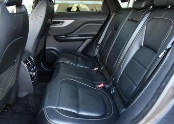 Jaguar F-Pace 30d AWD S PANO TAŽNÉ MERIDIAN 221 kw - 18