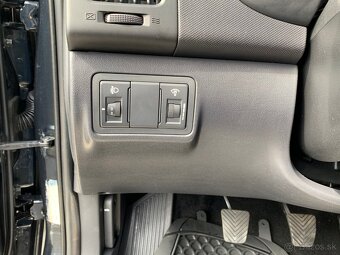 Hyundai i30 1.4i, 80KW - 18