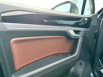 Volkswagen Touareg 3.0TDi 4M R-Line - 18