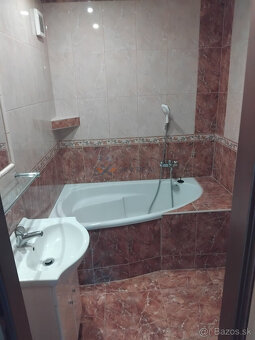 Na predaj 3-izb. byt - 67 m² na sídlisku Okulka vo Vranove n - 18