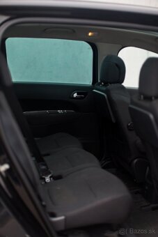 Peugeot 5008 2.0 HDi 150 - 18