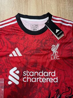 Real Madrid, Liverpool - 18