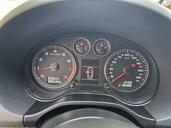 AUDI A3 1.8 T TFSI  quattro Sportback - 18