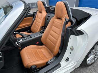 Fiat Spider 124 LUSSO 1.4 140k MultiAir • Odpočet DPH - 18
