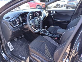 Kia Proceed GTline 2023 1.5 118kw M6 - 18