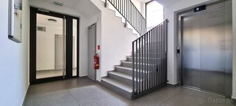 BEZ PROVÍZIE / Nový 3i. byt s loggiou, 87m2+parking, BA III. - 18