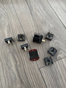 Elektro súčiastky - 18