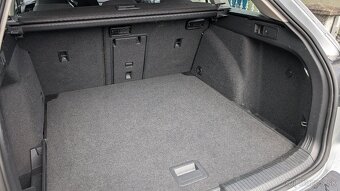 Volkswagen GOLF 8 VARIANT - 18
