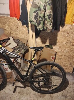 Horský bicykel Cube - 18