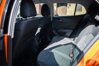 ŠKODA FABIA 2024 12tisic km Virtual CarPlay Lane Assist - 18