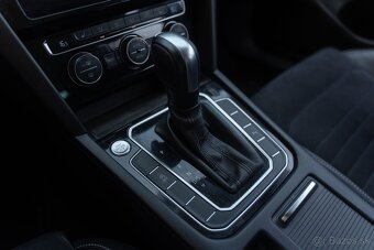 Volkswagen Passat Variant Highline - 18
