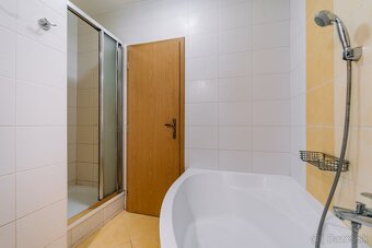 Predaj rodinného domu s krásnym pozemkom, KE - Krásna - 18