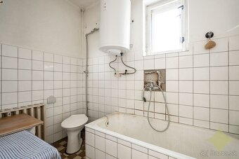 Dvojgeneračný rodinný dom v obci Balog nad Ipľom - 18