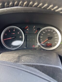 Predám zadne spolujazdcove dvere na Renault Thalia 1.2 benz - 18