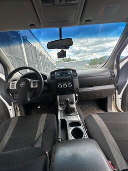 Navara d40 - 18