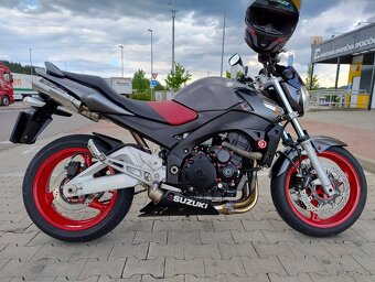 SUZUKI GSR 600 ,,YOSHIMURA LIMITED EDITION,, 9/2008 - 18