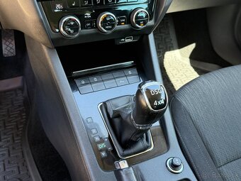 Škoda Octavia Combi 2.0 TDI 184k Style DSG 4x4 - 18