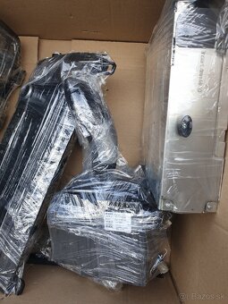 BMW 7 F01 NÁHRADNÉ DIELY - 18