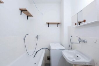 Prenájmem 1.izbový rodinný dom vo Viničnom... - 18