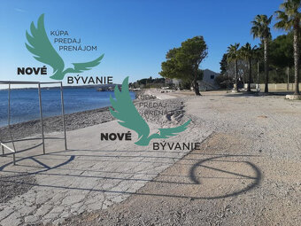 Apartmán so strešnou terasou len 30m od mora v Chorvátsku - 18