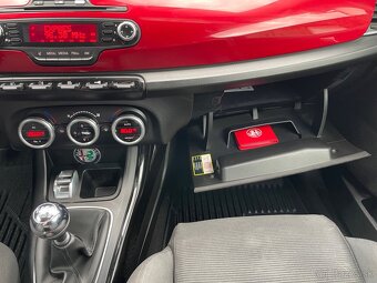 Alfa Romeo Giulietta 1.6 JTD - 18