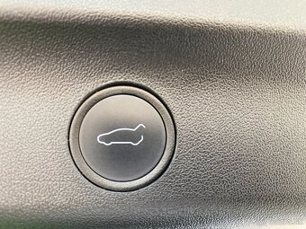 Tesla Model Y Long Range Dual Motor 378kW AWD DPH - 18