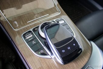 Mercedes-Benz C trieda Kombi 200 d A/T - 18