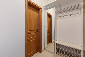 Na prenájom 2-izbový byt v centre Šamorína - 18