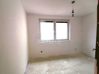 NA PREDAJ RD V TREČ.TEPLEJ S VÝMEROU 359M2 - 18