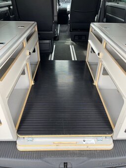 VW Multivan T5.1 2.0 tdi 103kw 7dsg TOP - 18