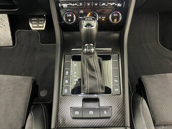 Škoda Superb Combi 2.0 TDI SCR Sportline DSG - 18