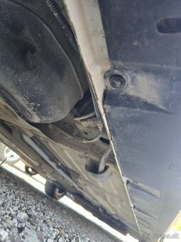 Ford Tourneo Connect XL 1.6 TDCi 7 miestne // BEZ KOROZIE// - 18