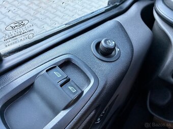 Ford Transit Custom 2.0-77kW MHEV L2 DPH ČR 1MAJITEL 6MÍST - 18