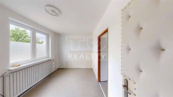 Na predaj dvojpodlažný rodinný dom -  LEOPOLDOV, 710 m2 - 18