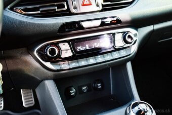 Hyundai i30 CW, 1.5 T-GDi mHEV iMT, N Line, 2021, SR+záruka - 18