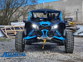 CAN-AM MAVERICK XRC TURBO R + Biele ŠPZ - 18