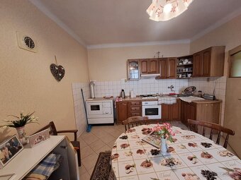 Nová cena - Krásny dom na predaj v obci Dolné Držkovce - 18