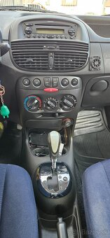 Predám Fiat Punto /automat/ - 18