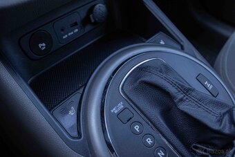 Kia Sportage 2.0 CRDi VGT 4WD EX - 18