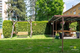 Výnimočný 4 izbový byt Staré Mesto Prievidza 120 m2 - 18