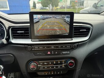 Kia Ceed SW 1.6 CRDi Silver M6.85KW - 18