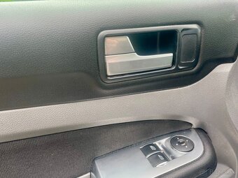 Ford Focus 1.6 TDCI 66kw 2010 - 18