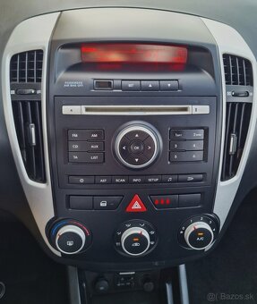 Kia Cee´d 1.6CRDi VGT 115K TX M6 SR 2 majiteľ - 18