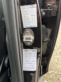 Audi A4 1.8 TFSI, Top stav, STK EK - 18
