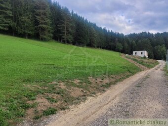 Stavebný pozemok pod lesom s pekným výhľadom na Lúky a Laz - 18
